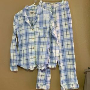 UGG Pajama Set